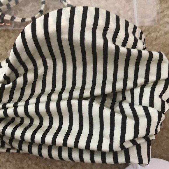 🌴🌺BRAND NEW Tori Praver Bandeau Bikini Top🌺🌴 - Picture 6 of 7